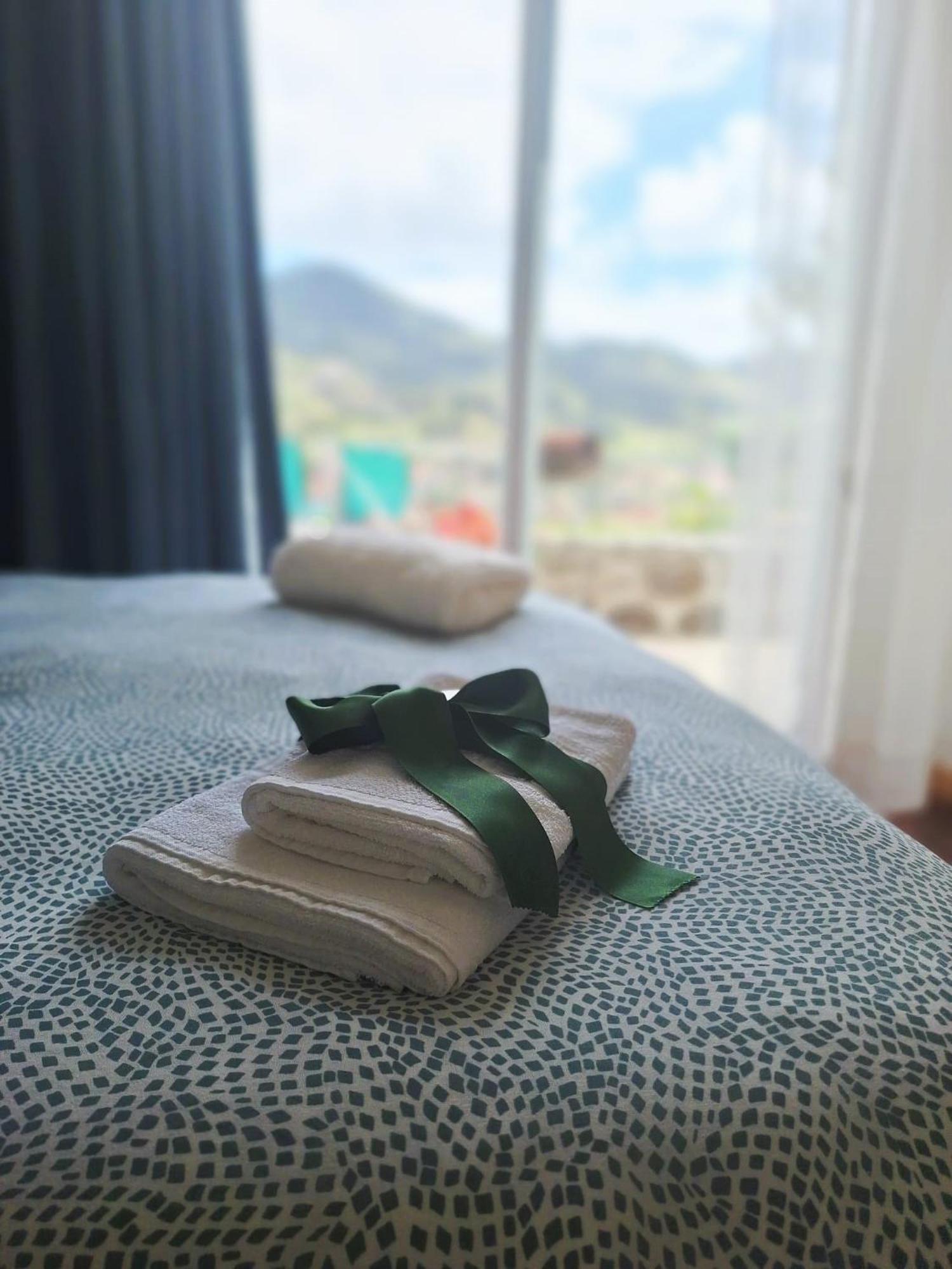 Vale Dos Ilheus Hotel Machico  Buitenkant foto